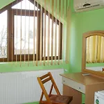 Restaurant Vodenitsata فندق *