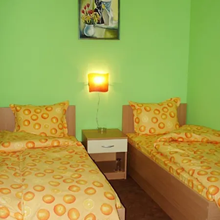 Restaurant Vodenitsata فندق *